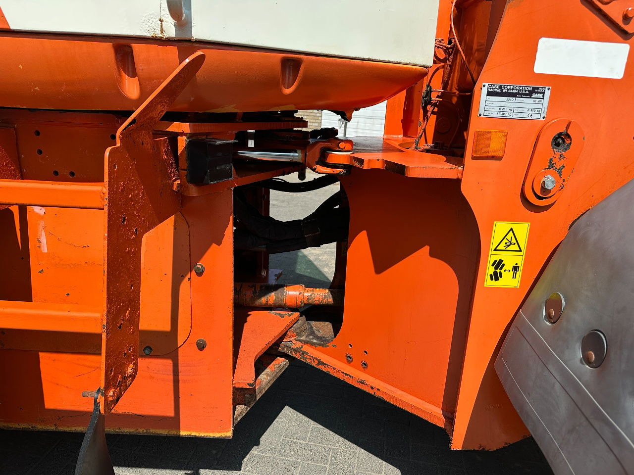 Kolový nakladač Case 521D: obrázek 15