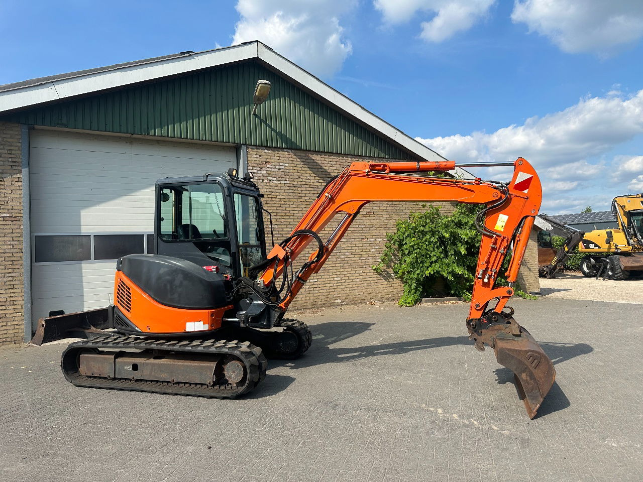 Hitachi ZX50U-2 CLR - Mini rýpadlo: obrázek 5 Hitachi ZX50U-2 CLR - Mini rýpadlo: obrázek 5