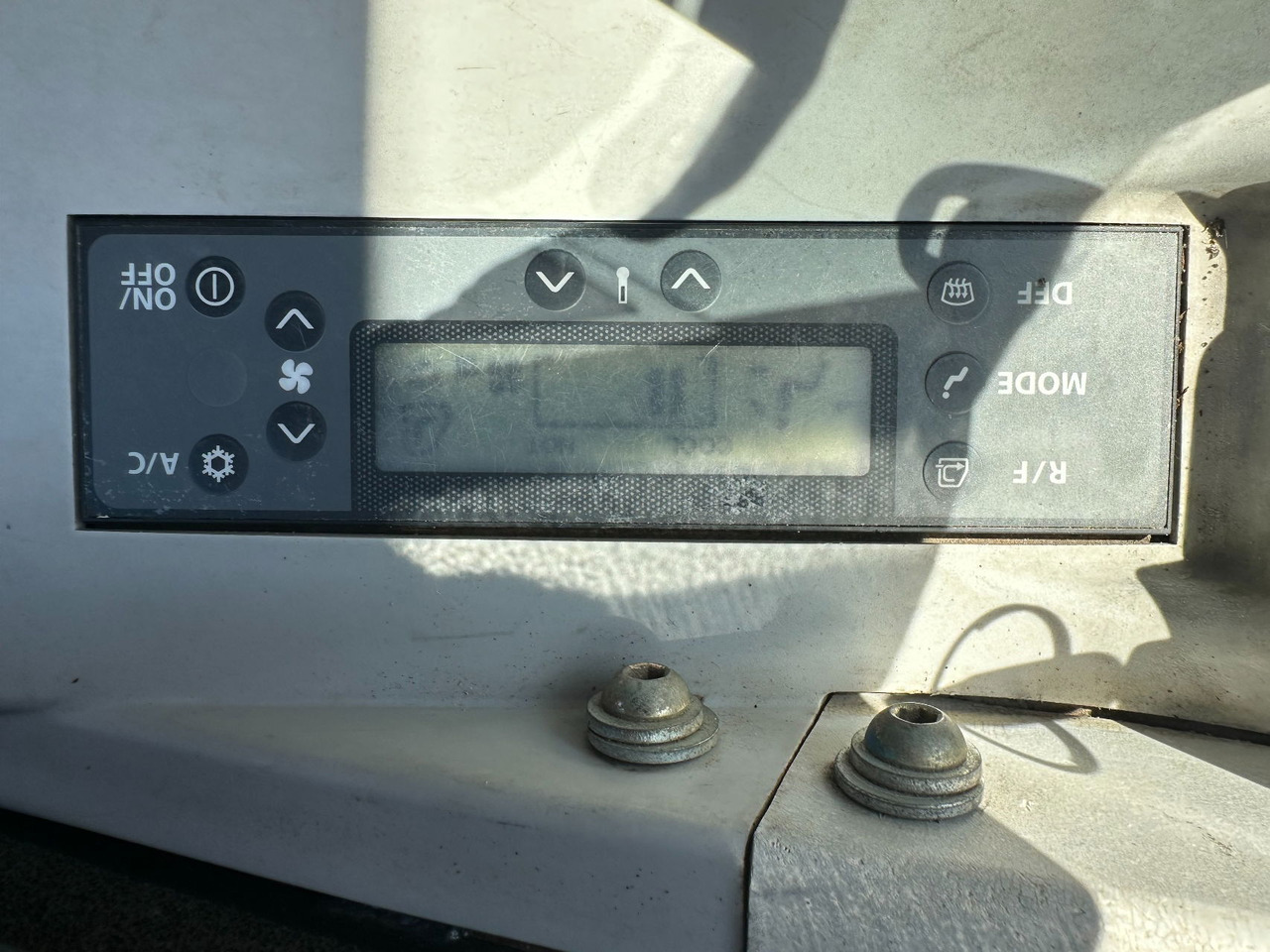 Mini rýpadlo Hitachi ZX65USB-5A CLR: obrázek 16 Mini rýpadlo Hitachi ZX65USB-5A CLR: obrázek 16