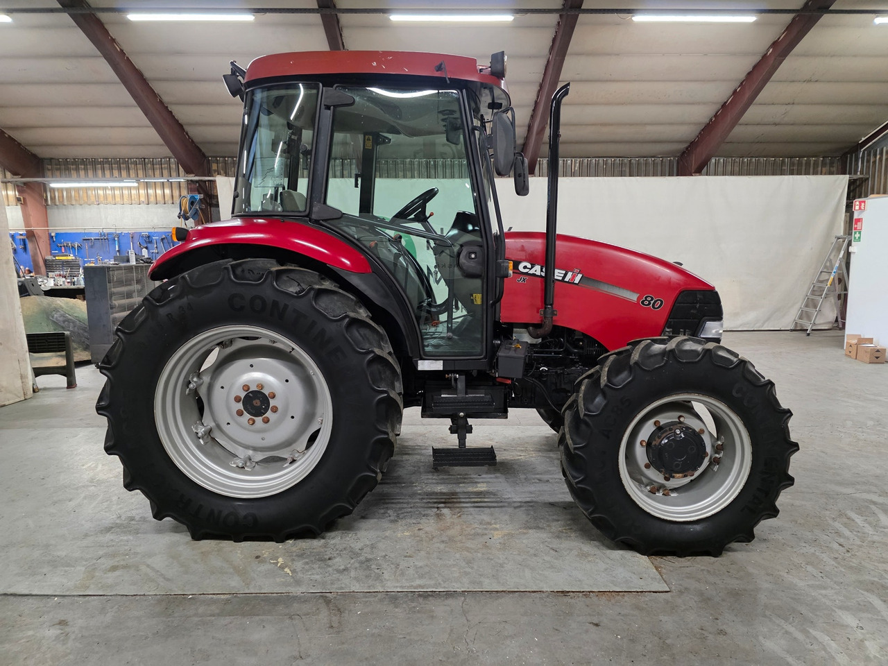 CASE IH JX80 - Traktor: obrázek 5 CASE IH JX80 - Traktor: obrázek 5