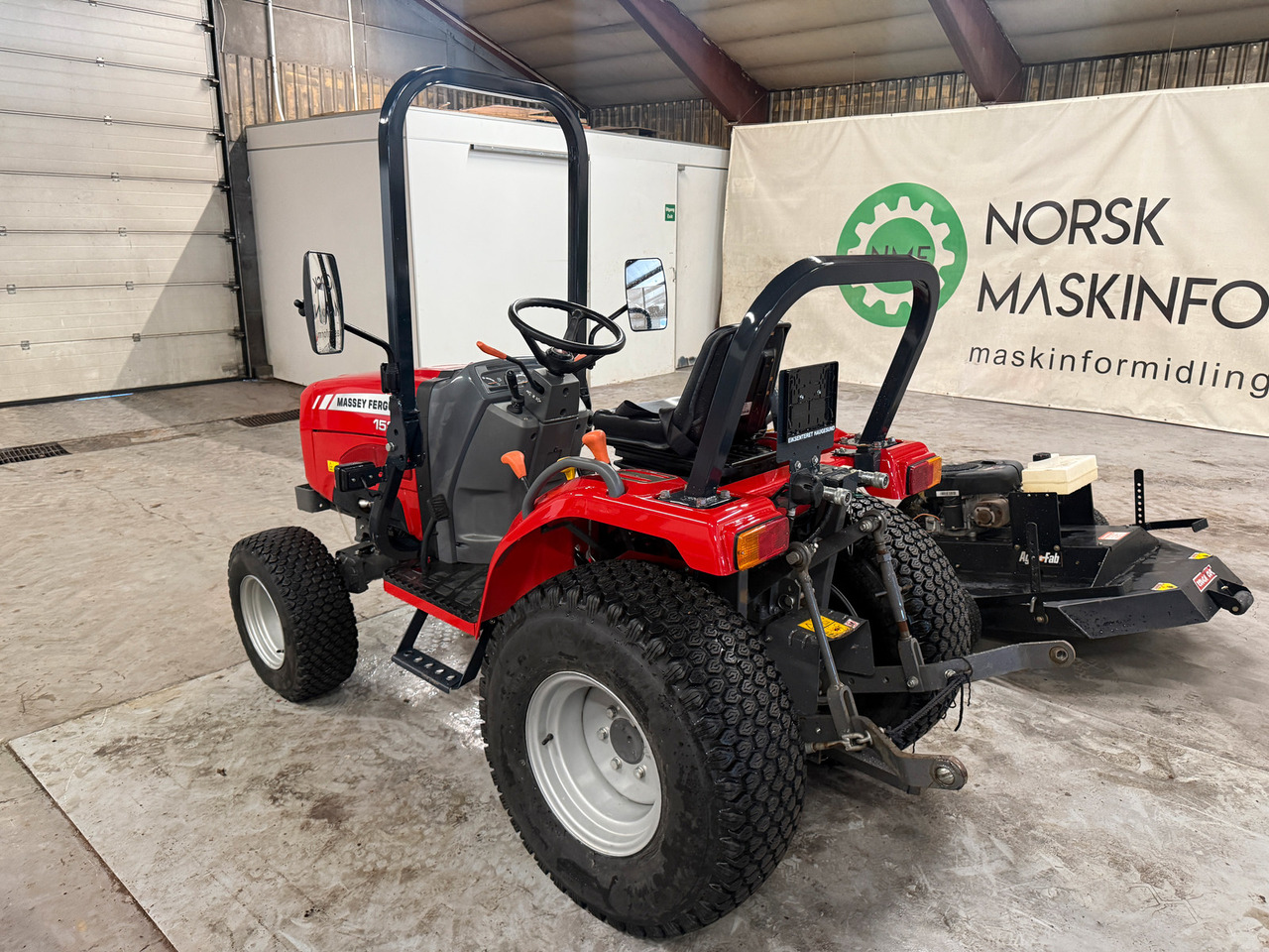 Massey Ferguson 1520 #MVA FRI# - Traktor: obrázek 2 Massey Ferguson 1520 #MVA FRI# - Traktor: obrázek 2