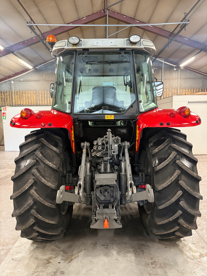 Massey Ferguson 5440 Dyna 4 - Traktor: obrázek 4 Massey Ferguson 5440 Dyna 4 - Traktor: obrázek 4