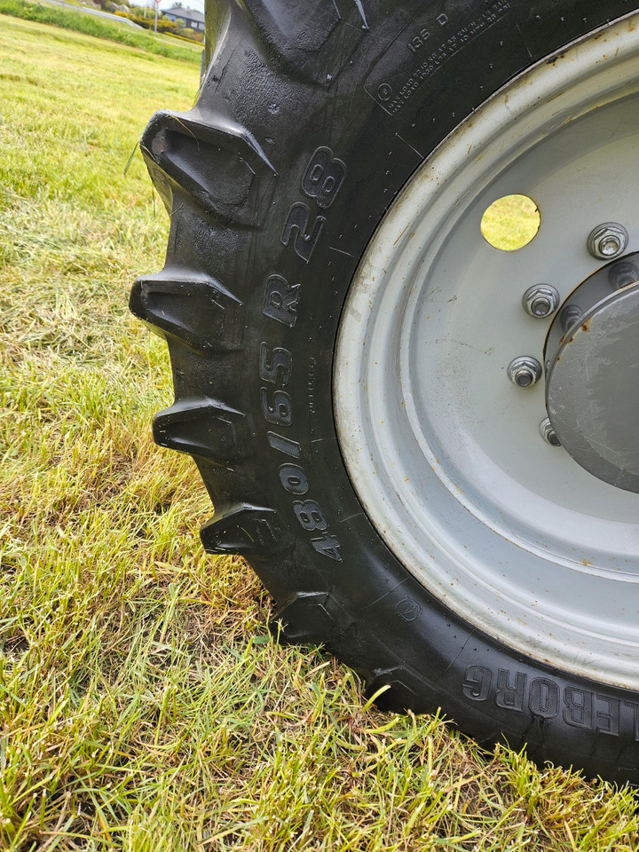 Traktor Massey Ferguson 6715S Dyna VT: obrázek 9