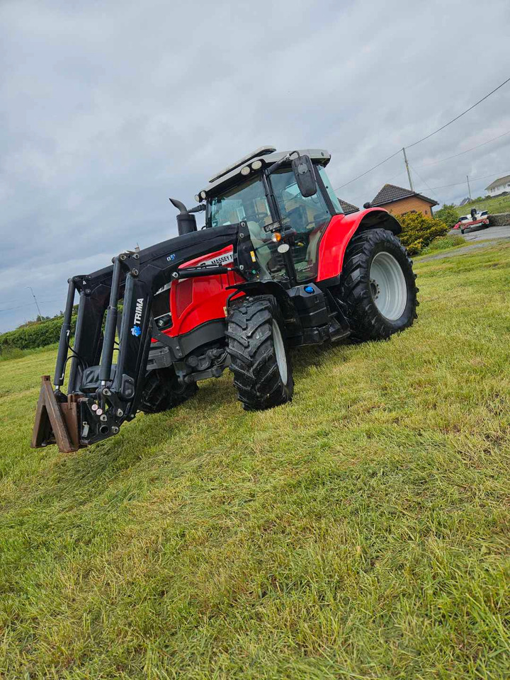 Massey Ferguson 6715S Dyna VT - Traktor: obrázek 2 Massey Ferguson 6715S Dyna VT - Traktor: obrázek 2