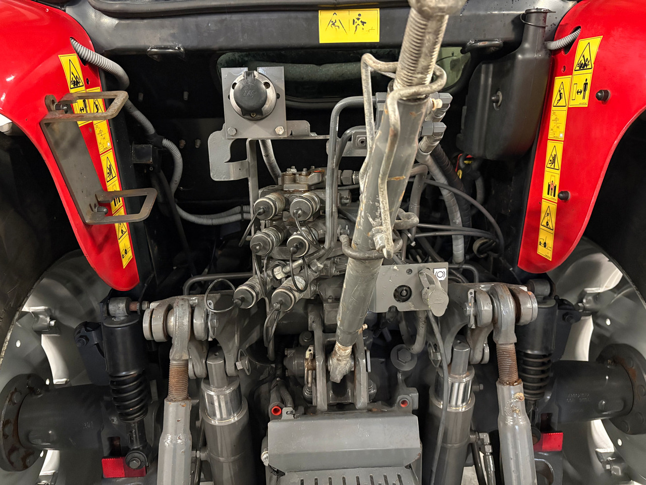 Massey Ferguson Massey Ferguson 5610 #Innbytte - Traktor: obrázek 5 Massey Ferguson Massey Ferguson 5610 #Innbytte - Traktor: obrázek 5