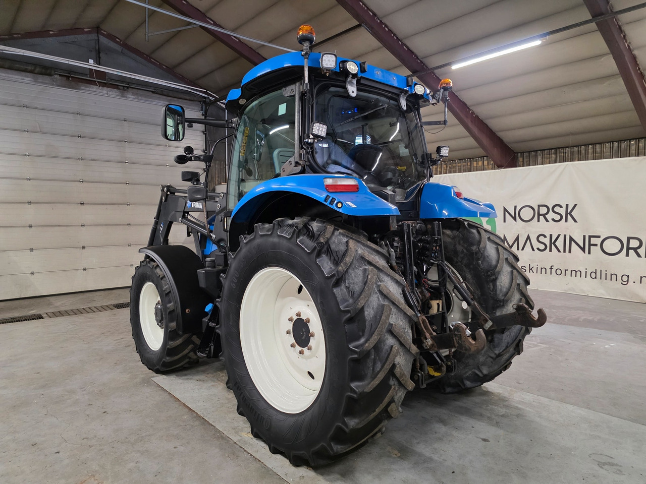 New Holland T6.160 AC - Traktor: obrázek 3 New Holland T6.160 AC - Traktor: obrázek 3