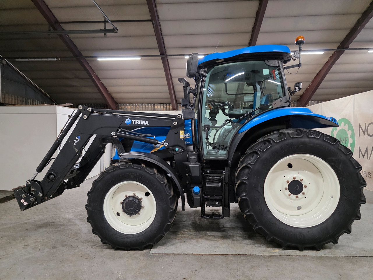 New Holland T6.160 AC - Traktor: obrázek 2 New Holland T6.160 AC - Traktor: obrázek 2