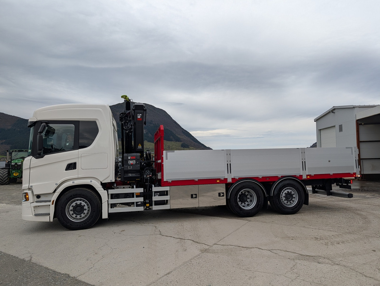 Scania G420 6x2 med HIAB 232-E5 Hipro og MCE påbygg - Nákladní automobil valníkový/ Plošinový, Auto s hydraulickou rukou: obrázek 2 Scania G420 6x2 med HIAB 232-E5 Hipro og MCE påbygg - Nákladní automobil valníkový/ Plošinový, Auto s hydraulickou rukou: obrázek 2