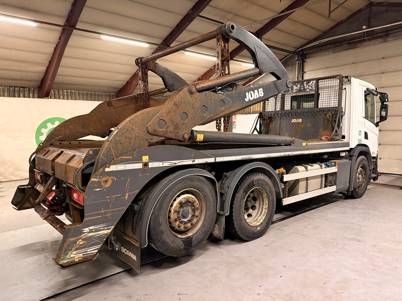 Scania P410 - Ramenový nosič kontajnerov: obrázek 4 Scania P410 - Ramenový nosič kontajnerov: obrázek 4