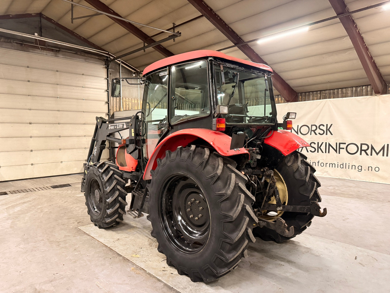 Zetor 8541 Proxima Plus - Traktor: obrázek 3 Zetor 8541 Proxima Plus - Traktor: obrázek 3