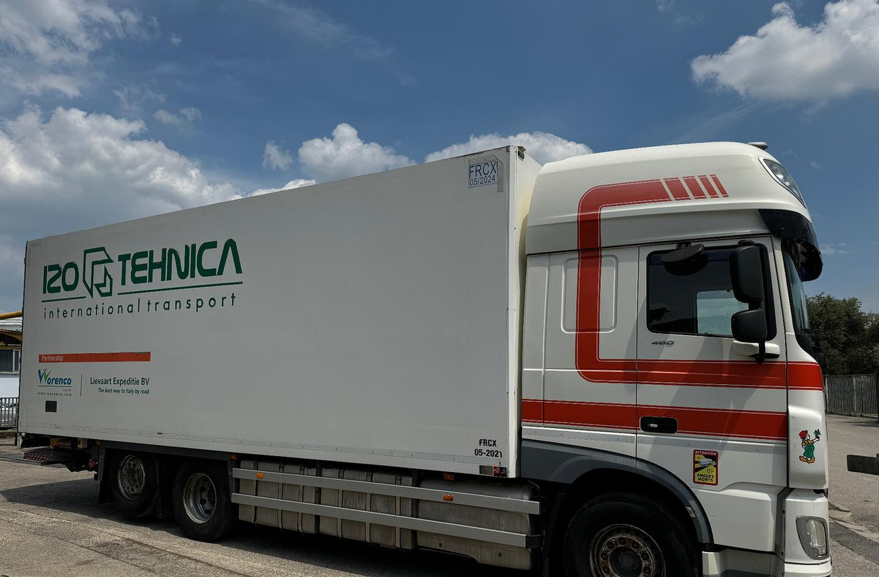 Motrice frigo DAF XF 105.460 con Sponda - Chladírenský nákladní automobil: obrázek 3 Motrice frigo DAF XF 105.460 con Sponda - Chladírenský nákladní automobil: obrázek 3