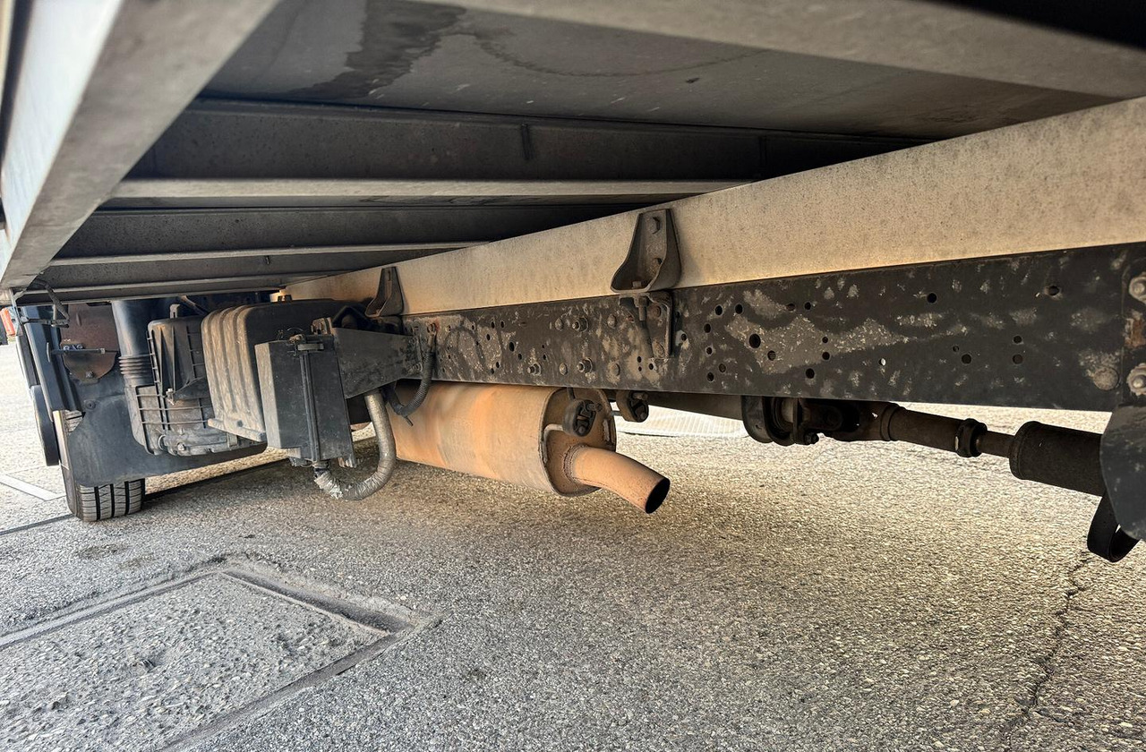 Plachtový nákladní auto Renault Trucks Maxity 135.35 dxi: obrázek 16 Plachtový nákladní auto Renault Trucks Maxity 135.35 dxi: obrázek 16