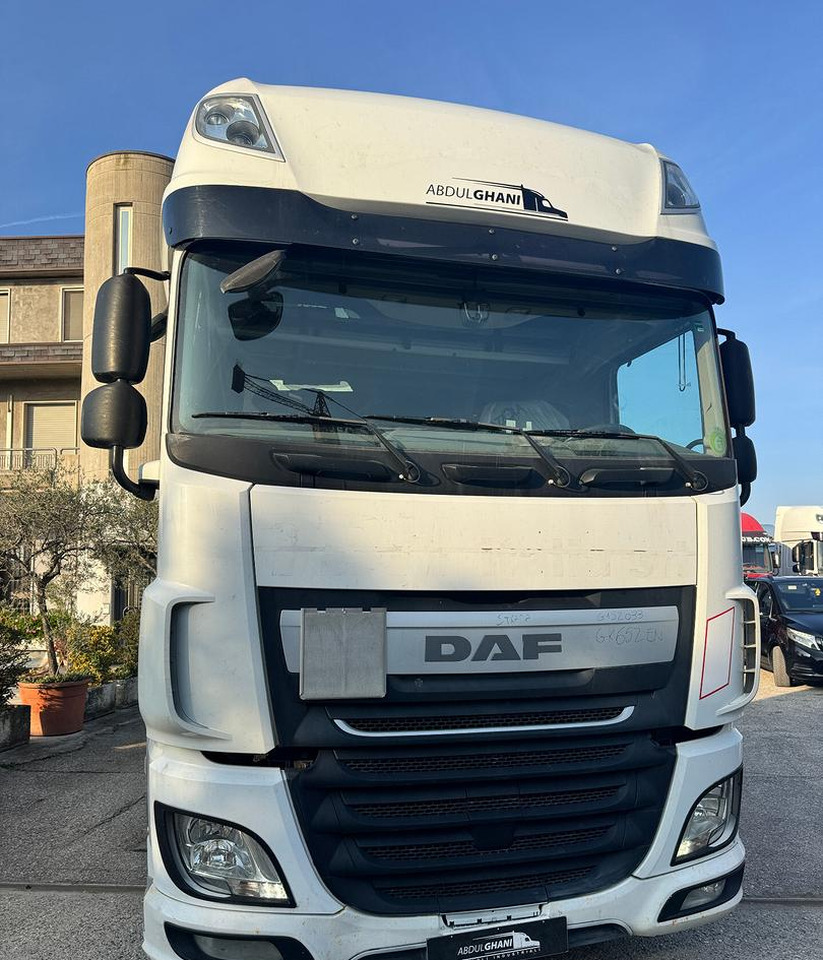 DAF XF 460 FT - 2017 - IMPIANTO RIBALTABILE - Tahač: obrázek 4 DAF XF 460 FT - 2017 - IMPIANTO RIBALTABILE - Tahač: obrázek 4