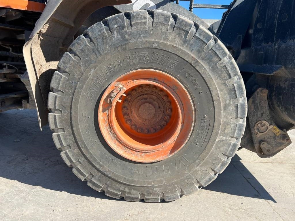 Kolový nakladač Doosan DL 420-5 CVT-5: obrázek 13
