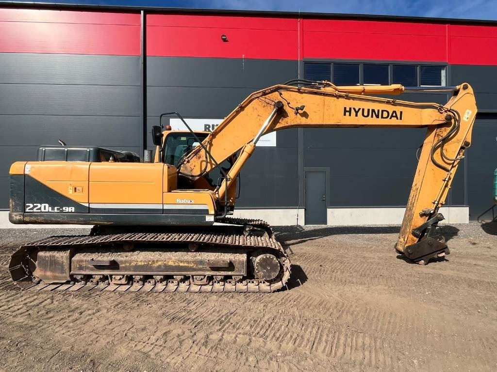 Hyundai Robex 220 LC-9 A - Pásové rýpadlo: obrázek 4 Hyundai Robex 220 LC-9 A - Pásové rýpadlo: obrázek 4