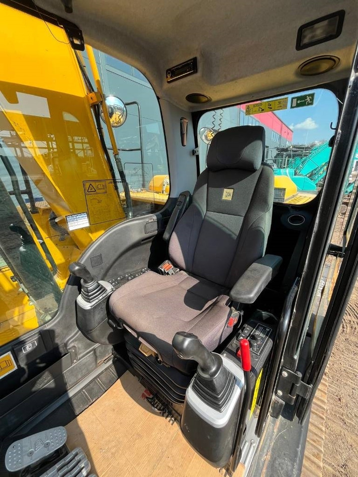 Pásové rýpadlo JCB JS145HD 4F: obrázek 15