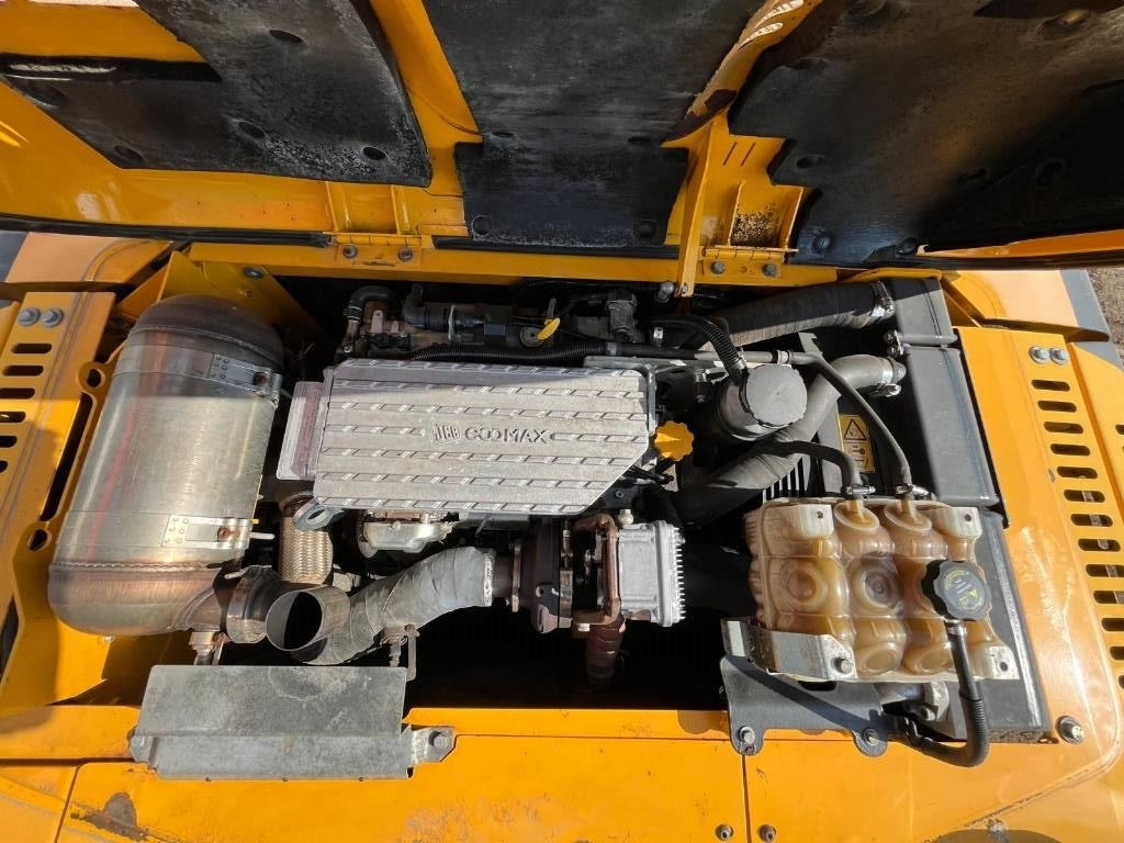 Pásové rýpadlo JCB JS145HD 4F: obrázek 11
