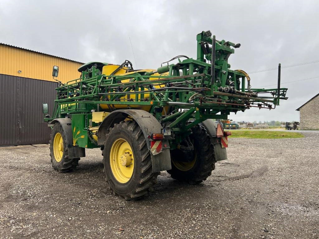 John Deere R4040i - Samochodný postřikovač: obrázek 4 John Deere R4040i - Samochodný postřikovač: obrázek 4