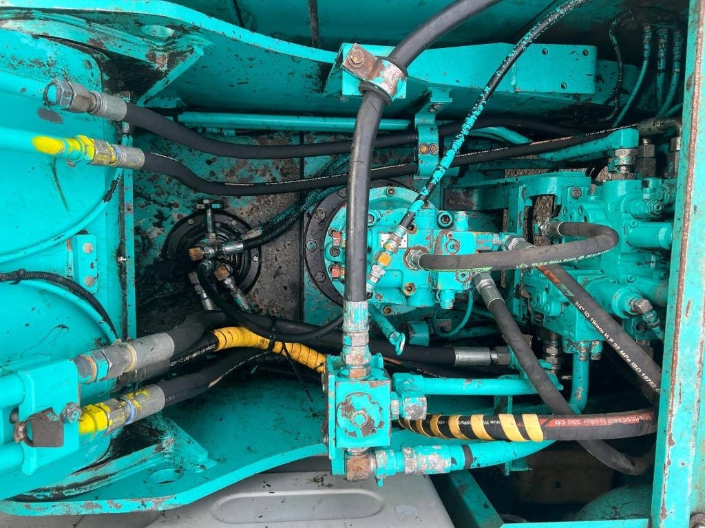 Pásové rýpadlo Kobelco SK 200-6 E: obrázek 12