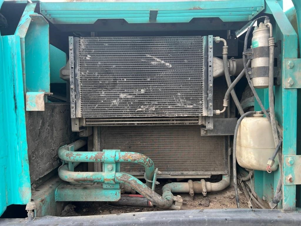 Pásové rýpadlo Kobelco SK 200-6 E: obrázek 14
