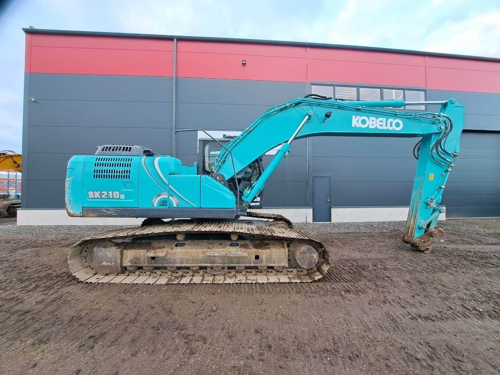 Kobelco SK 210 LC-10 - Pásové rýpadlo: obrázek 5 Kobelco SK 210 LC-10 - Pásové rýpadlo: obrázek 5
