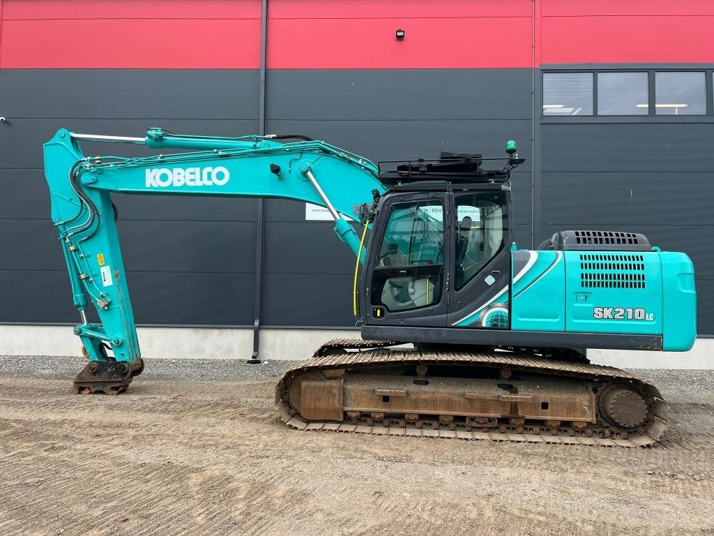 Kobelco SK 210 LC-10 - Pásové rýpadlo: obrázek 2 Kobelco SK 210 LC-10 - Pásové rýpadlo: obrázek 2