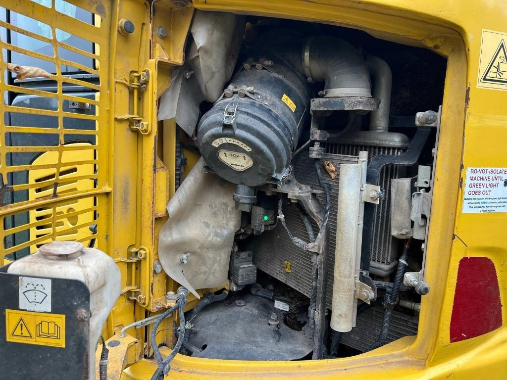 Pásové rýpadlo Komatsu PC138US-11: obrázek 10
