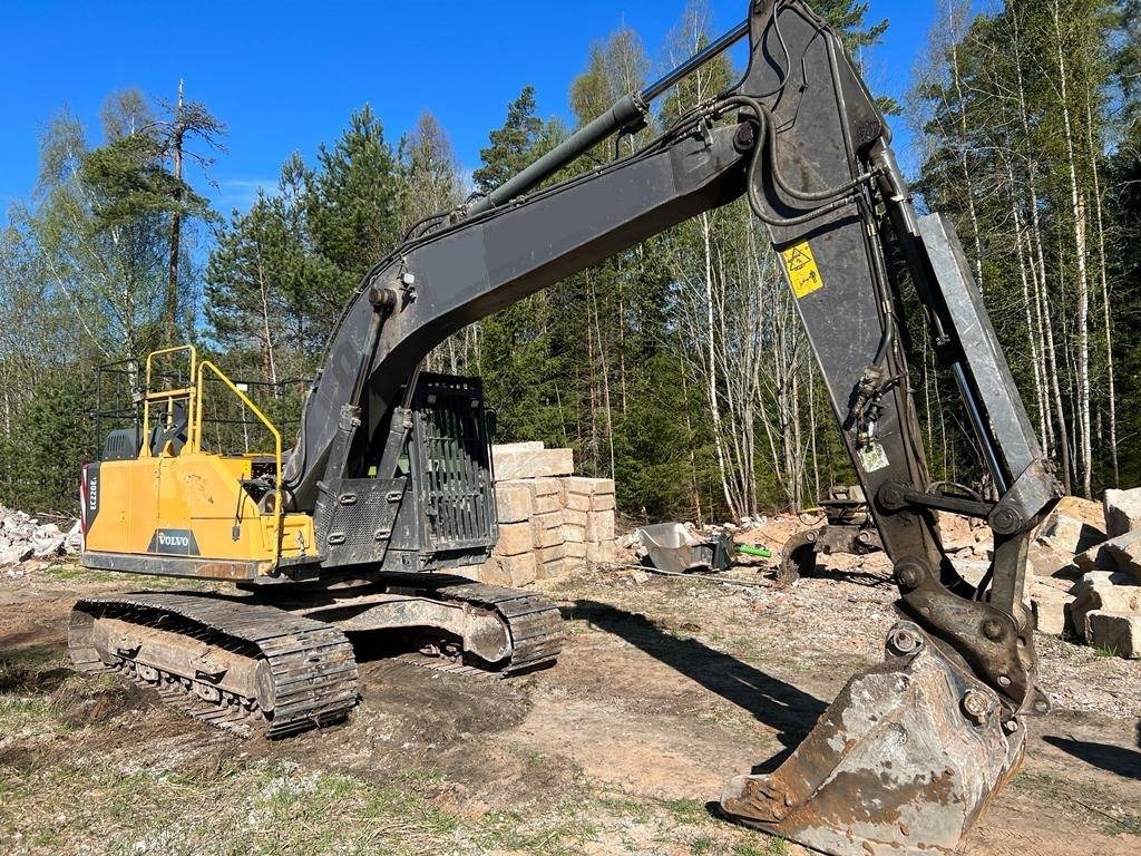 Volvo EC 220 EL - Pásové rýpadlo: obrázek 2 Volvo EC 220 EL - Pásové rýpadlo: obrázek 2