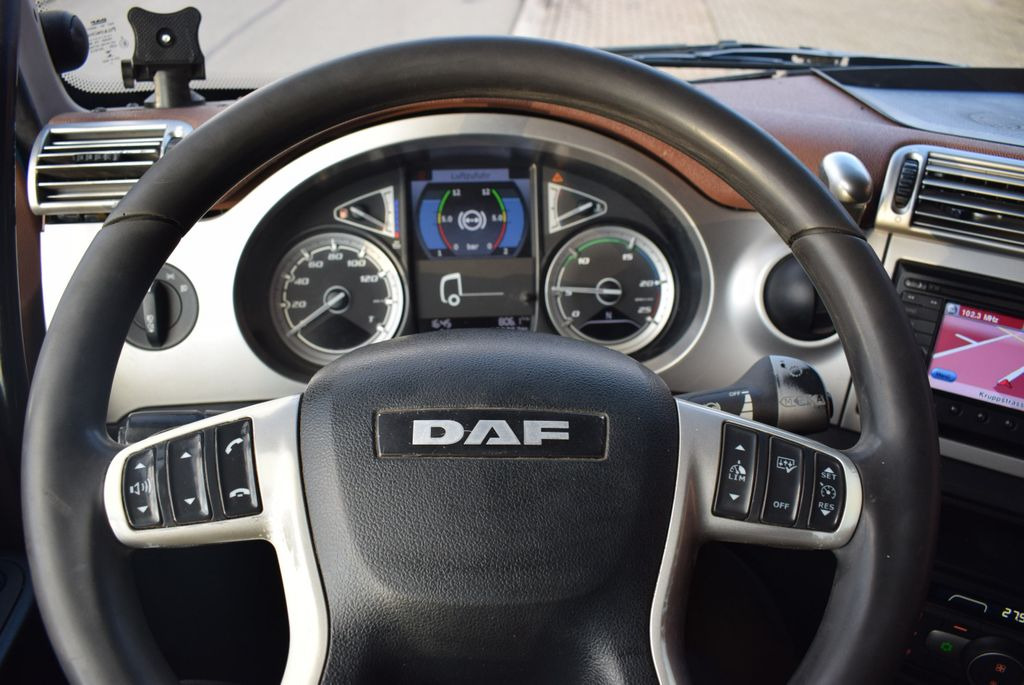 Nový Sklápěč DAF  CF 450 6x2 Fahrgestell Klima Navi Lift Retarder: obrázek 26