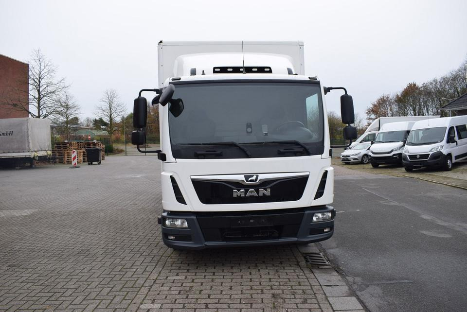 Skříňový nákladní auto MAN TGL 8.220 Koffer LBW Klima EURO6 Luftfederung: obrázek 12