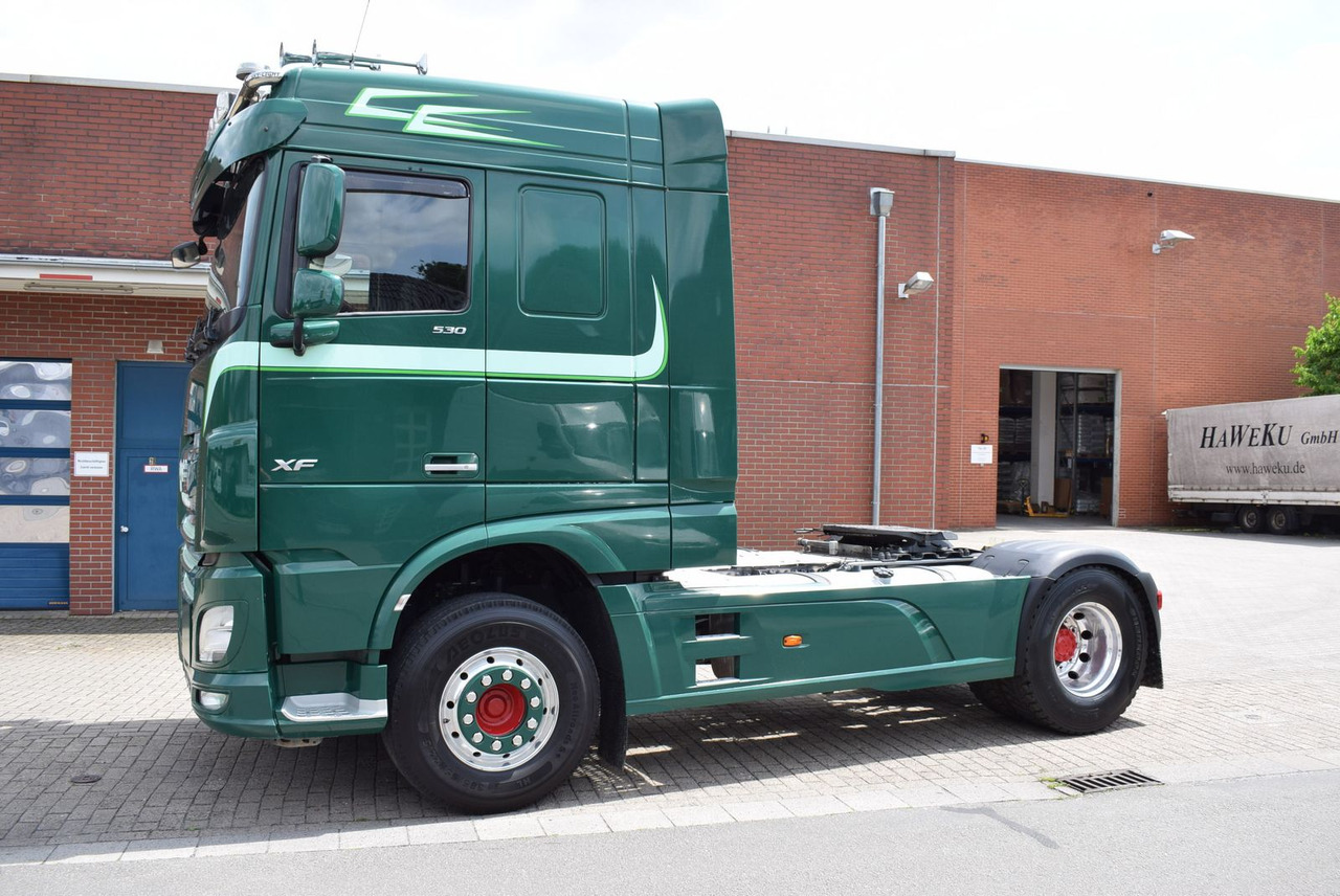 DAF XF 530 FT Retarder Leder Standklima Hydraulik - Tahač: obrázek 2 DAF XF 530 FT Retarder Leder Standklima Hydraulik - Tahač: obrázek 2