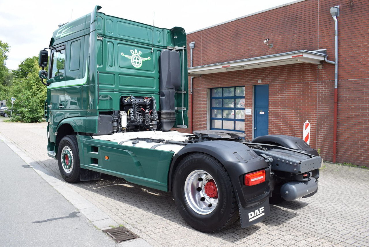 DAF XF 530 FT Retarder Leder Standklima Hydraulik - Tahač: obrázek 5 DAF XF 530 FT Retarder Leder Standklima Hydraulik - Tahač: obrázek 5