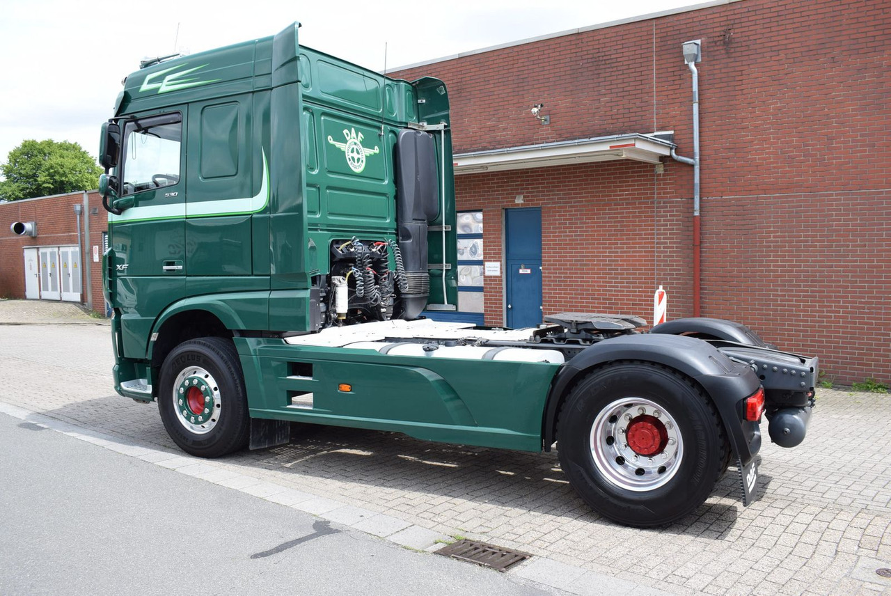DAF XF 530 FT Retarder Leder Standklima Hydraulik - Tahač: obrázek 4 DAF XF 530 FT Retarder Leder Standklima Hydraulik - Tahač: obrázek 4