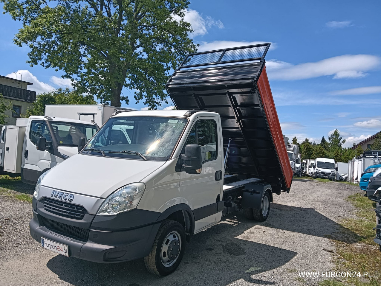 IVECO DAILY 35C13 WYWROTKA KIPER 3 STRONNY Z NAJAZDAMI NR 856 - Dodávka sklápěč: obrázek 1 IVECO DAILY 35C13 WYWROTKA KIPER 3 STRONNY Z NAJAZDAMI NR 856 - Dodávka sklápěč: obrázek 1
