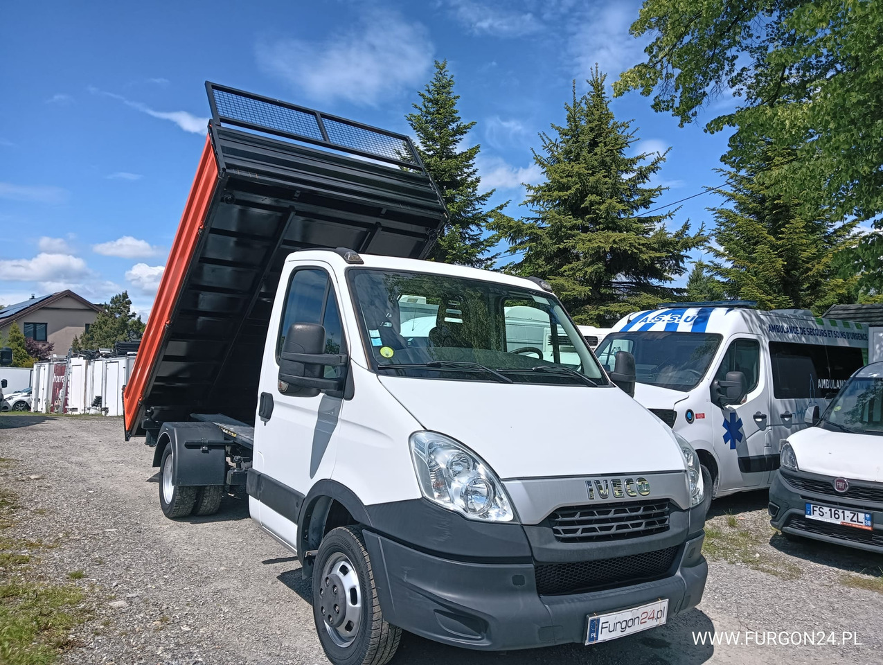 IVECO DAILY 35C13 WYWROTKA KIPER 3 STRONNY Z NAJAZDAMI NR 856 - Dodávka sklápěč: obrázek 3 IVECO DAILY 35C13 WYWROTKA KIPER 3 STRONNY Z NAJAZDAMI NR 856 - Dodávka sklápěč: obrázek 3