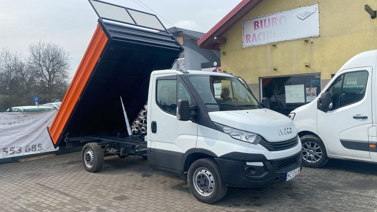 IVECO DAILY 35S13 WYWROTKA KIPER Z NAJAZDAMI NR 842 - Dodávka sklápěč: obrázek 1 IVECO DAILY 35S13 WYWROTKA KIPER Z NAJAZDAMI NR 842 - Dodávka sklápěč: obrázek 1
