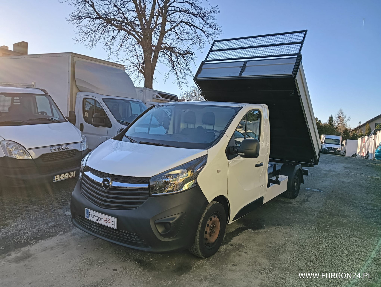 OPEL VIVARO WYWROTKA KIPER Z NAJAZDAMI NR 632 - Dodávka sklápěč: obrázek 1 OPEL VIVARO WYWROTKA KIPER Z NAJAZDAMI NR 632 - Dodávka sklápěč: obrázek 1