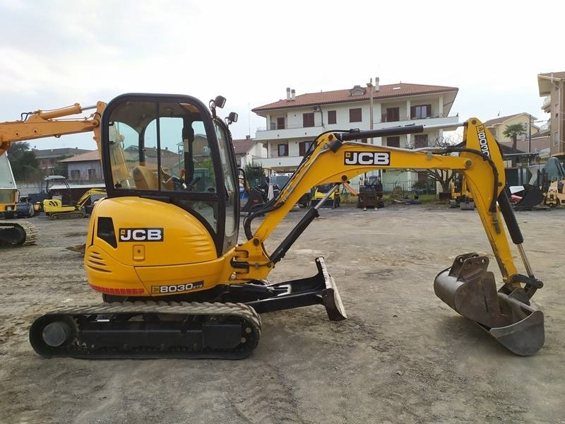 JCB 8030 ZTS - Mini rýpadlo: obrázek 4 JCB 8030 ZTS - Mini rýpadlo: obrázek 4