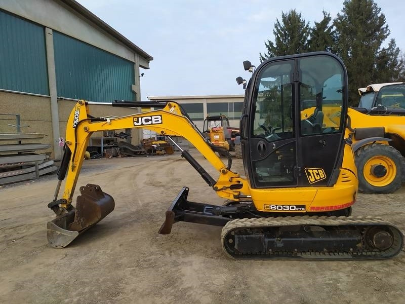 JCB 8030 ZTS - Mini rýpadlo: obrázek 2 JCB 8030 ZTS - Mini rýpadlo: obrázek 2