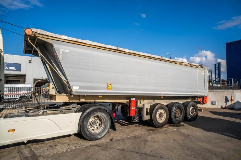 Benalu C39C17-ALU + BACHE - 30m3 - Sklápěcí návěs: obrázek 3 Benalu C39C17-ALU + BACHE - 30m3 - Sklápěcí návěs: obrázek 3