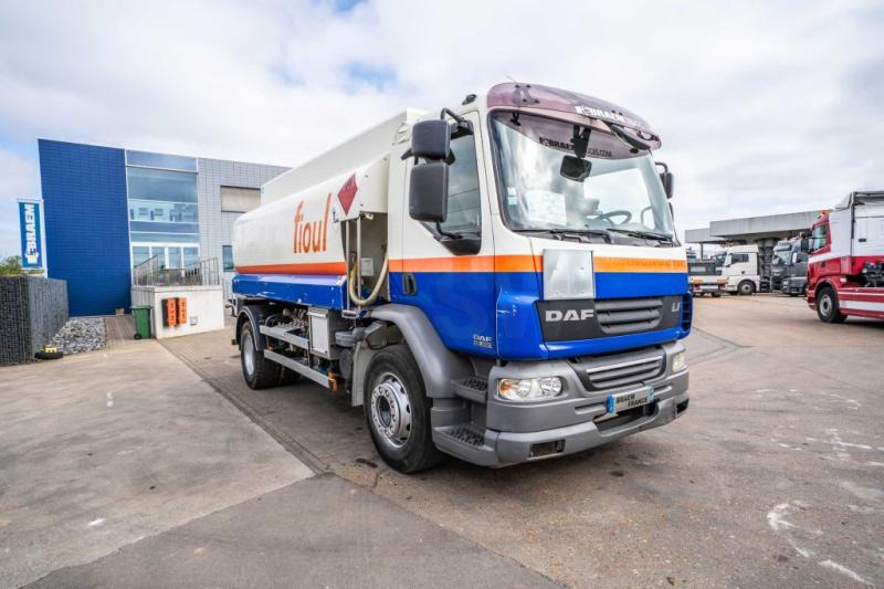DAF LF55 280+ ALU 13000L/4 COMP. - Cisternové vozidlo: obrázek 2 DAF LF55 280+ ALU 13000L/4 COMP. - Cisternové vozidlo: obrázek 2