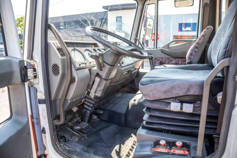 Iveco 85E15+ CITERNE 5000 L - Cisternové vozidlo: obrázek 5 Iveco 85E15+ CITERNE 5000 L - Cisternové vozidlo: obrázek 5