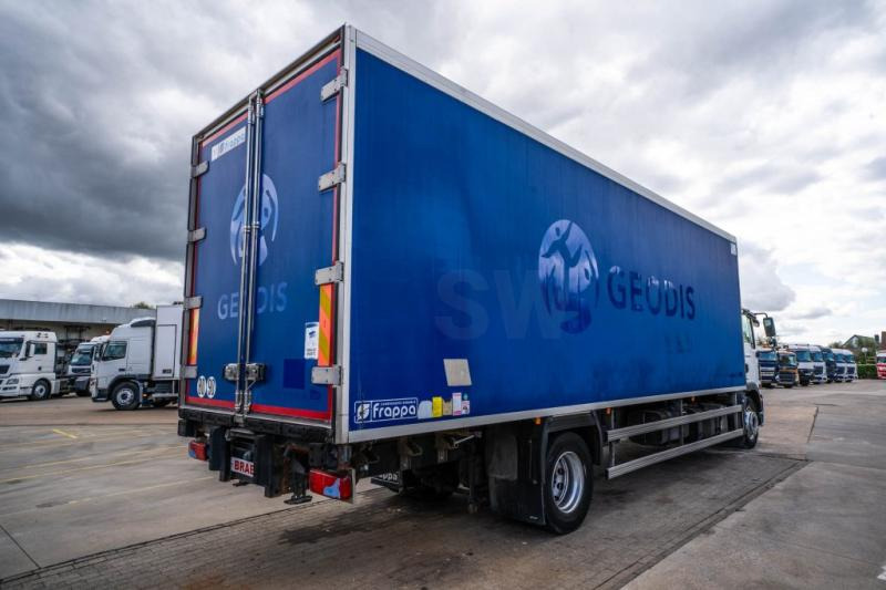 MAN TGM 18 340 BL + CARRIER 950 MT - Chladírenský nákladní automobil: obrázek 4 MAN TGM 18 340 BL + CARRIER 950 MT - Chladírenský nákladní automobil: obrázek 4