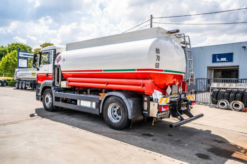 MAN TGS 18.400 BL+MAGYAR 13.500L / 5 COMP - Cisternové vozidlo: obrázek 5 MAN TGS 18.400 BL+MAGYAR 13.500L / 5 COMP - Cisternové vozidlo: obrázek 5