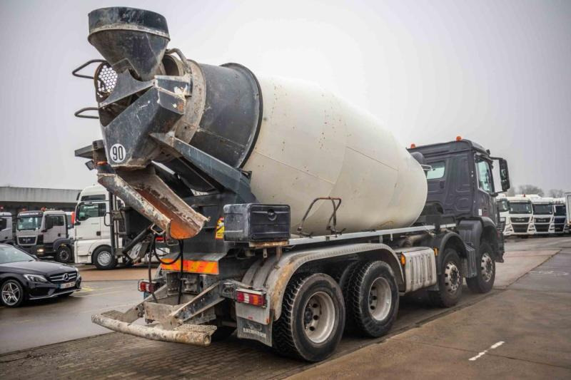 Mercedes AROCS 3236 BB+LIEBHERR 9M3 - Autodomíchávač: obrázek 3 Mercedes AROCS 3236 BB+LIEBHERR 9M3 - Autodomíchávač: obrázek 3