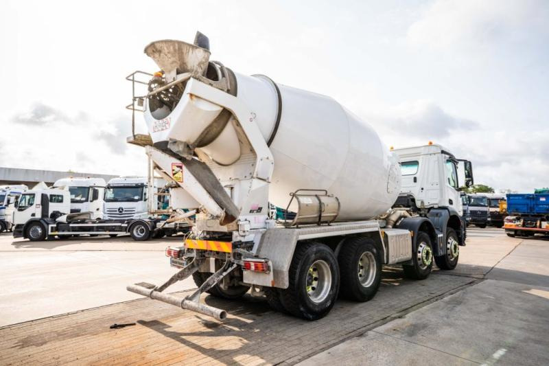 Mercedes AROCS 3240 BB+STETTER 9m3 - Autodomíchávač: obrázek 4 Mercedes AROCS 3240 BB+STETTER 9m3 - Autodomíchávač: obrázek 4