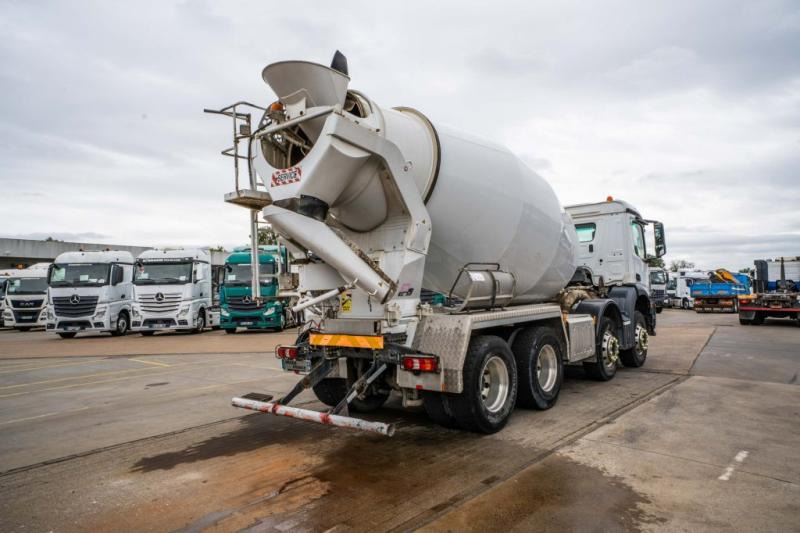 Mercedes AROCS 3240 + STETTER 9m3 - Autodomíchávač: obrázek 4 Mercedes AROCS 3240 + STETTER 9m3 - Autodomíchávač: obrázek 4