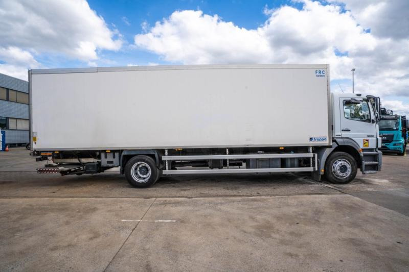Mercedes AXOR 1829-MP3+ CARRIER - Chladírenský nákladní automobil: obrázek 3 Mercedes AXOR 1829-MP3+ CARRIER - Chladírenský nákladní automobil: obrázek 3