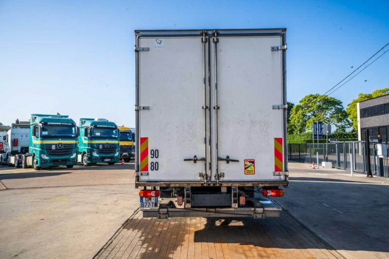 Renault D WIDE 250 (16T)DXI +DHOLLANDIA - Skříňový nákladní auto: obrázek 5 Renault D WIDE 250 (16T)DXI +DHOLLANDIA - Skříňový nákladní auto: obrázek 5