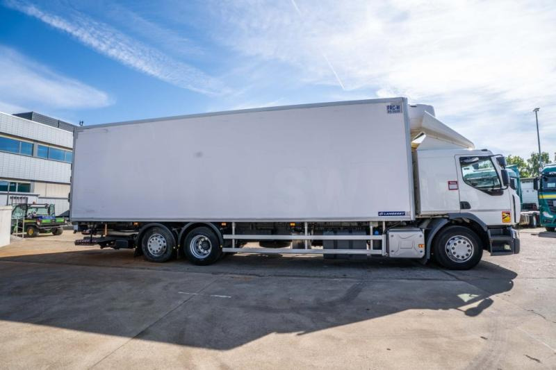 Renault D WIDE 380-6x2+CARRIER SUPRA MULTI 1250 Mt - Chladírenský nákladní automobil: obrázek 3 Renault D WIDE 380-6x2+CARRIER SUPRA MULTI 1250 Mt - Chladírenský nákladní automobil: obrázek 3